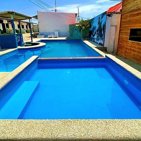 מלון פלאיאס Hostal Tropicoco מראה חיצוני תמונה
