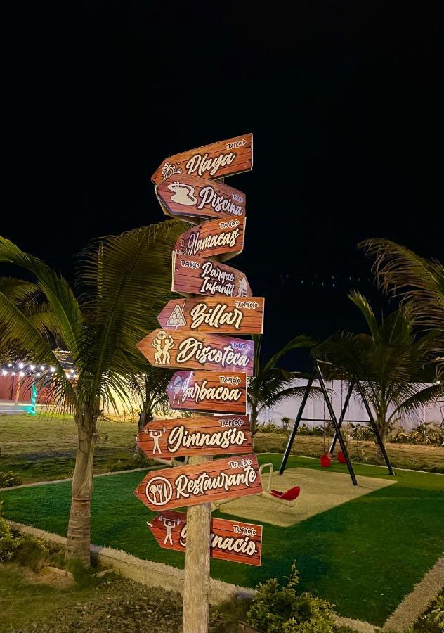 מלון פלאיאס Hostal Tropicoco מראה חיצוני תמונה