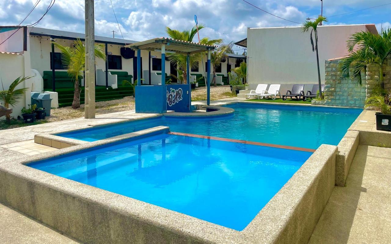 מלון פלאיאס Hostal Tropicoco מראה חיצוני תמונה