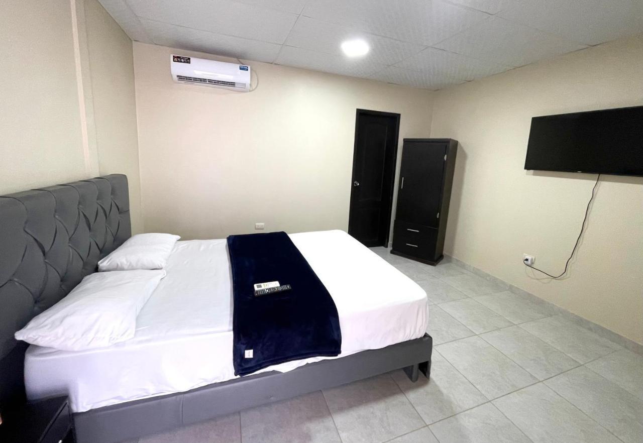 מלון פלאיאס Hostal Tropicoco מראה חיצוני תמונה