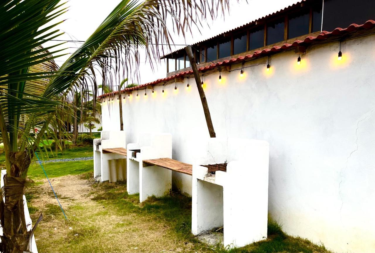 מלון פלאיאס Hostal Tropicoco מראה חיצוני תמונה
