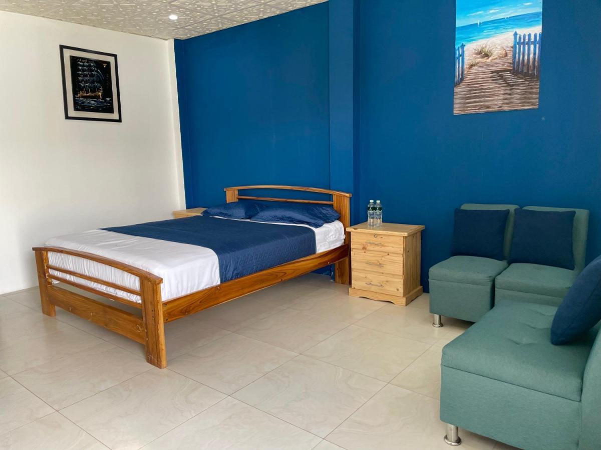 מלון פלאיאס Hostal Tropicoco מראה חיצוני תמונה