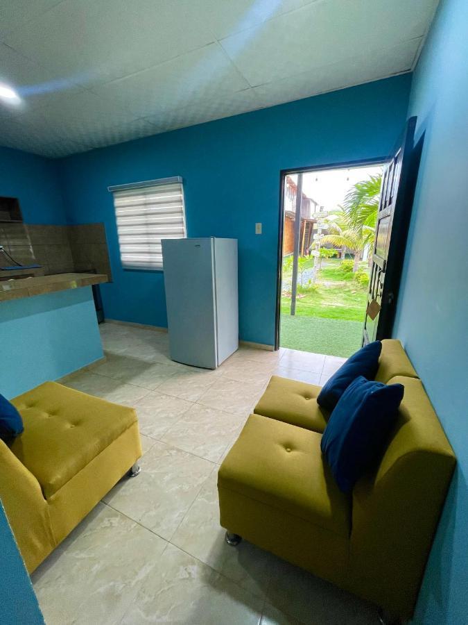 מלון פלאיאס Hostal Tropicoco מראה חיצוני תמונה